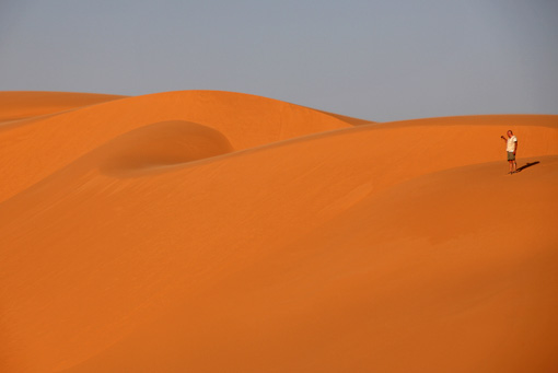 Cestovateľský čaj o piatej - Ľuboš Fellner: Afrika - ČAD - Ennedi v Čajovni dobrých ľudí