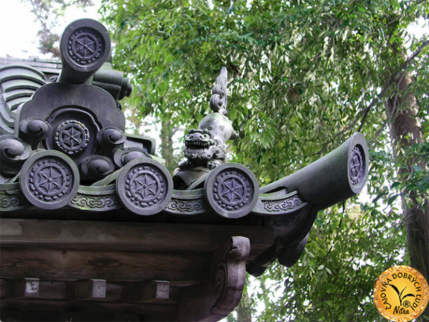 Kde tento chrám nájdete? Gorjo-no-šita-čo, Rjóandži, Ukyo-ku, Kyoto-ši.