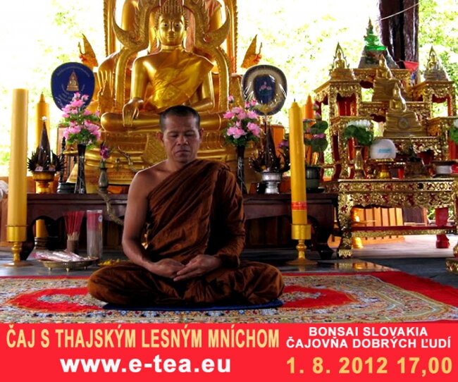 čaj s thajským lesným mníchom