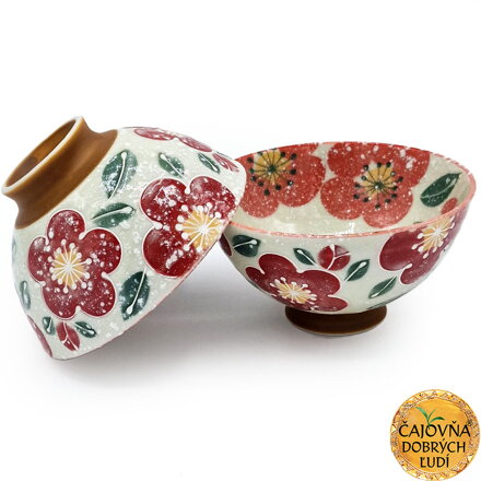 ČAJOVÁ MISKA SNEH NA RUŽOVÝCH KVETOCH